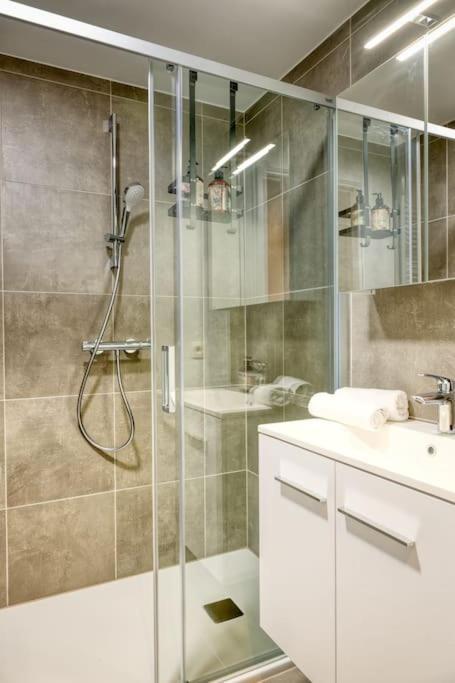 Apartamento 5-guest Retreat Steps From
